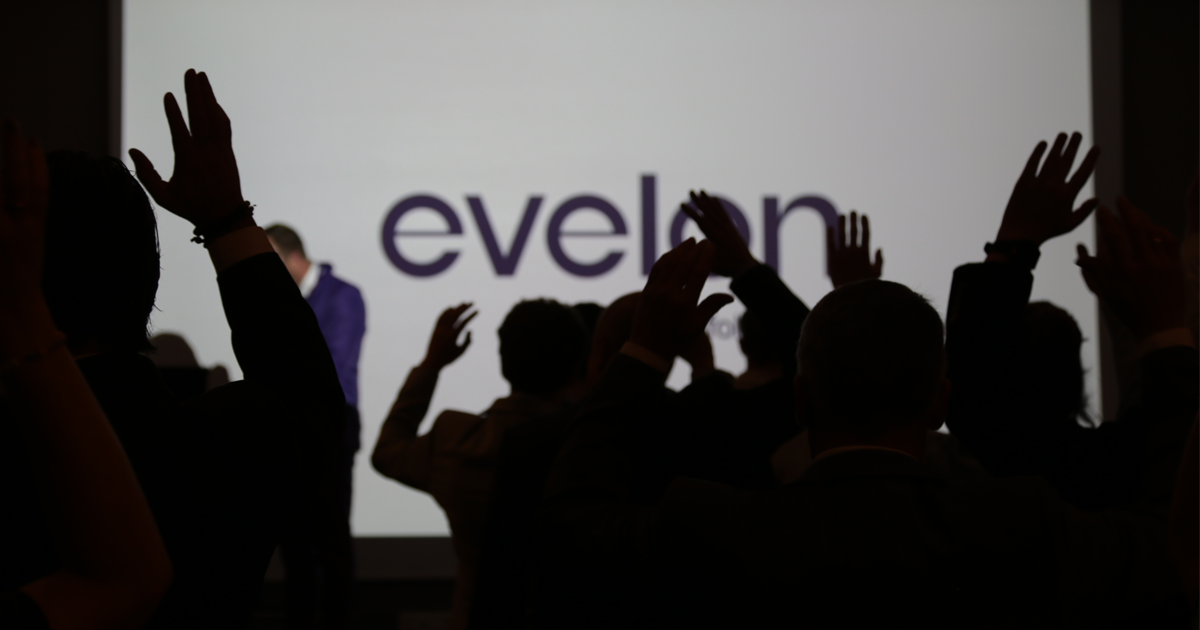 Evelon logo and people clapping their hands